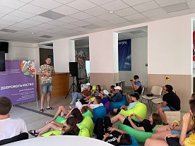 ������� ���� (����� ������� ����, ������ ����) � ����, ������������ �� (14) �������.