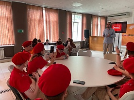 �������������� ���� "����������: ������� � �����������" 